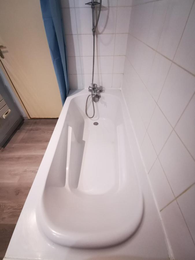Charmant T2, Proche Gare Apartment Виен Екстериор снимка